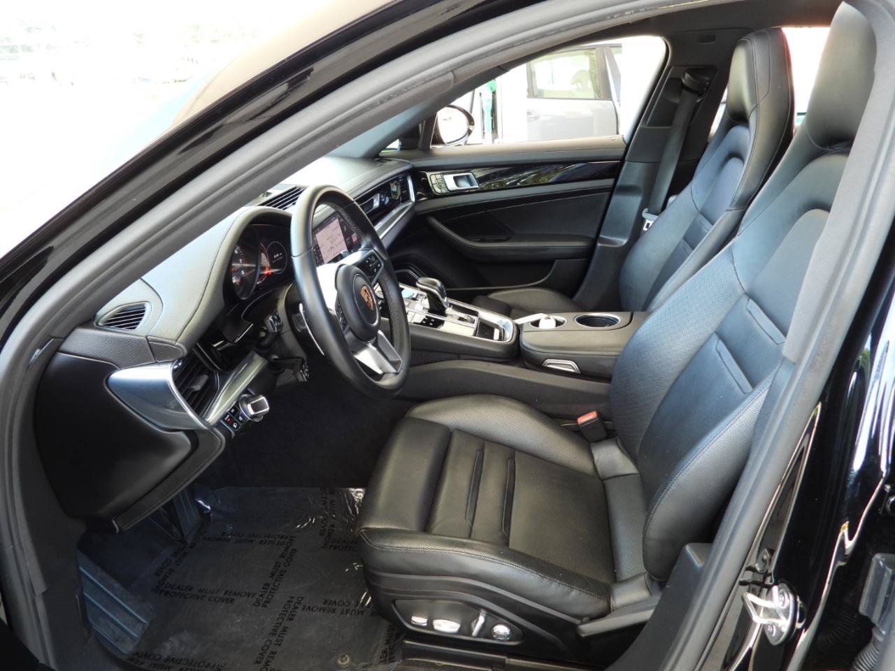 Used 2017 Porsche Panamera RWD image 65