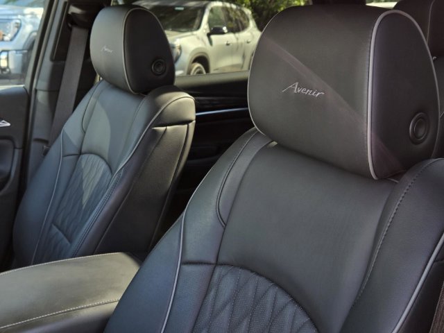 Used 2023 Buick Enclave Avenir w/ Avenir Technology Package FWD image 38