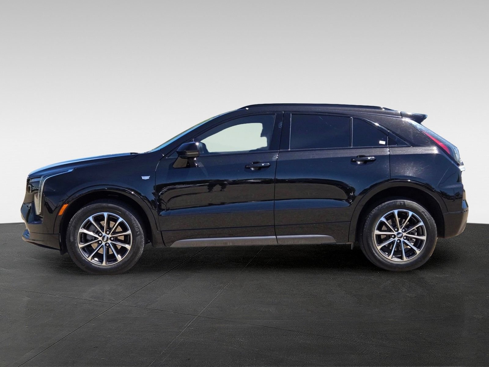 Used 2024 Cadillac XT4 Sport FWD image 8