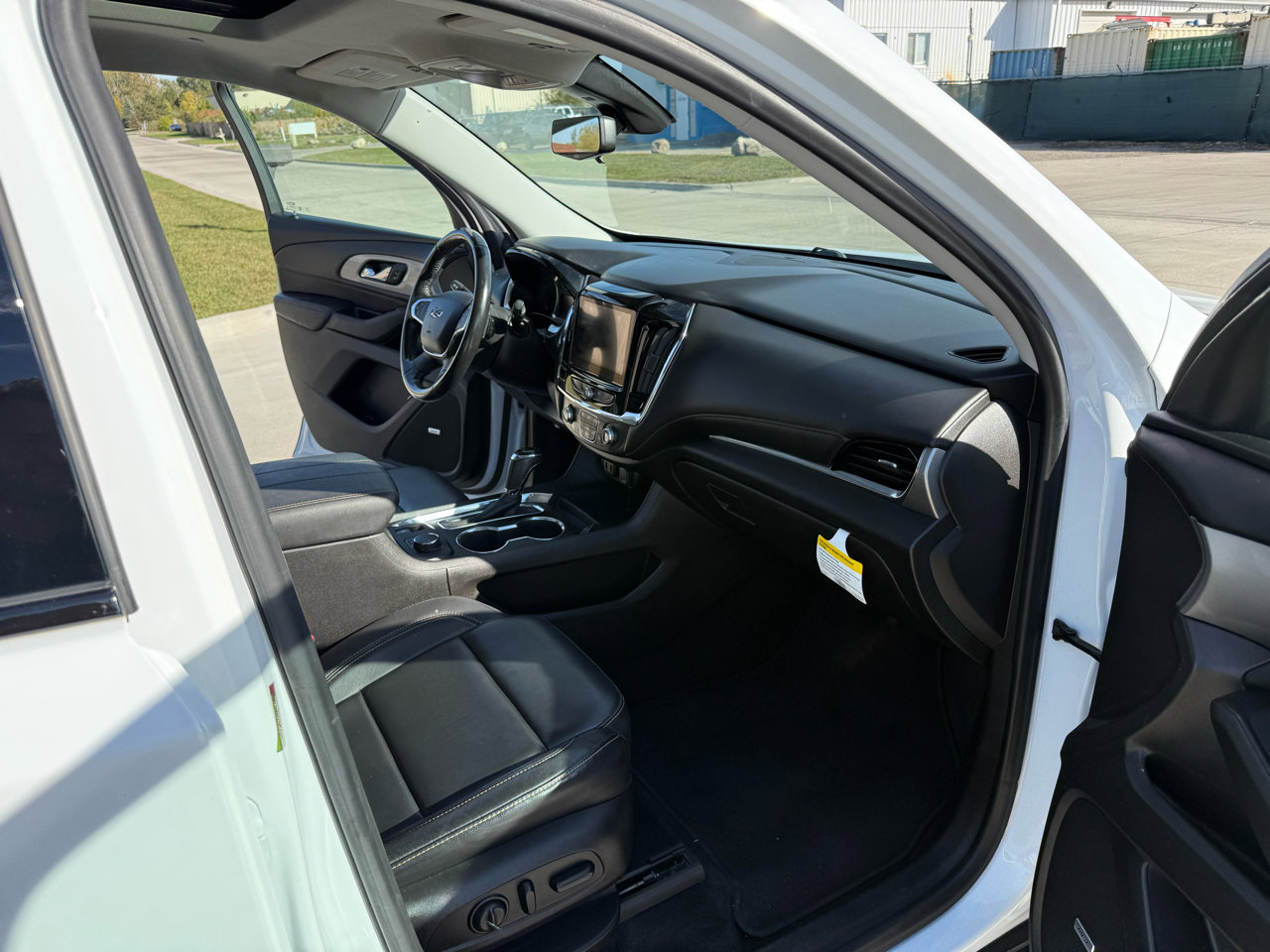 Used 2019 Chevrolet Traverse RS image 26