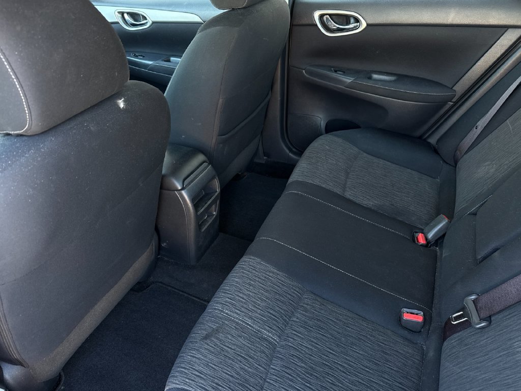 Used 2015 Nissan Sentra SV FWD image 12