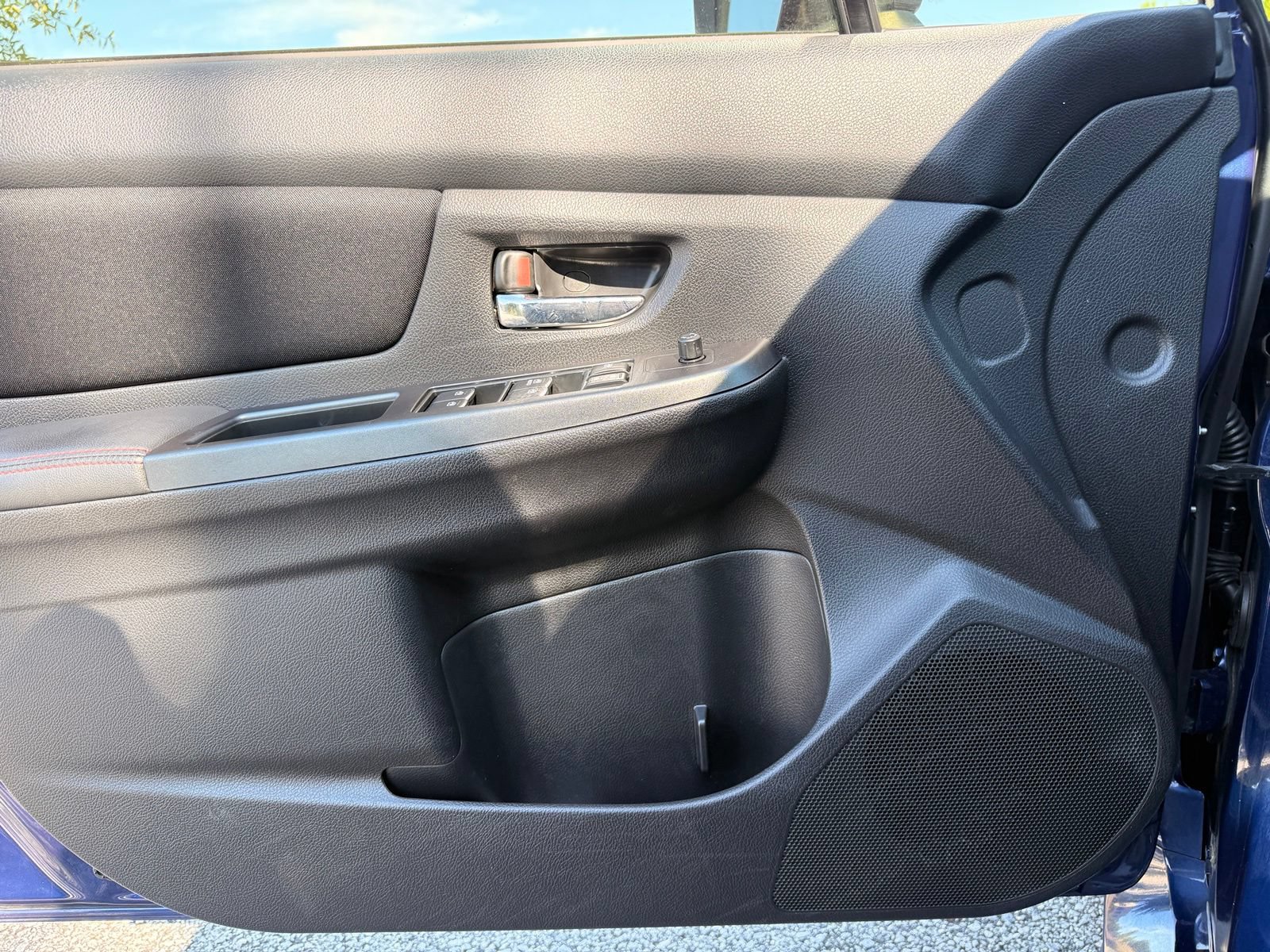 Used 2016 Subaru WRX AWD/4WD image 40