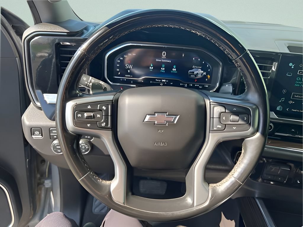 Used 2024 Chevrolet Silverado 1500 LT Trail Boss w/ Convenience Package II AWD/4WD image 13