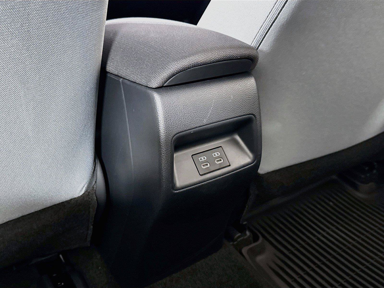 Certified 2026 Toyota Corolla SE FWD image 32