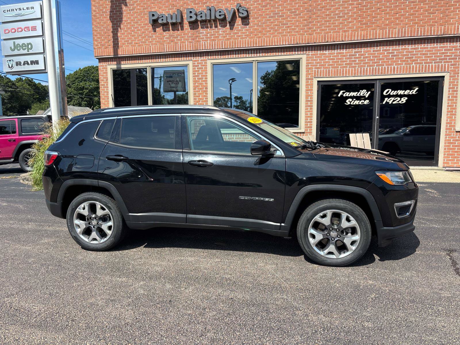 Used 2021 Jeep Compass Limited w/ Sun and Sound Group AWD/4WD image 28