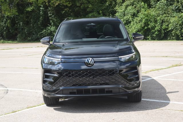 Used 2025 Volkswagen Tiguan SE R-Line AWD/4WD image 20