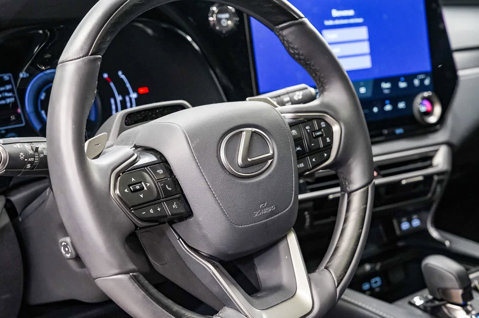 Used 2024 Lexus RX 350h w/ Convenience Package AWD/4WD image 21