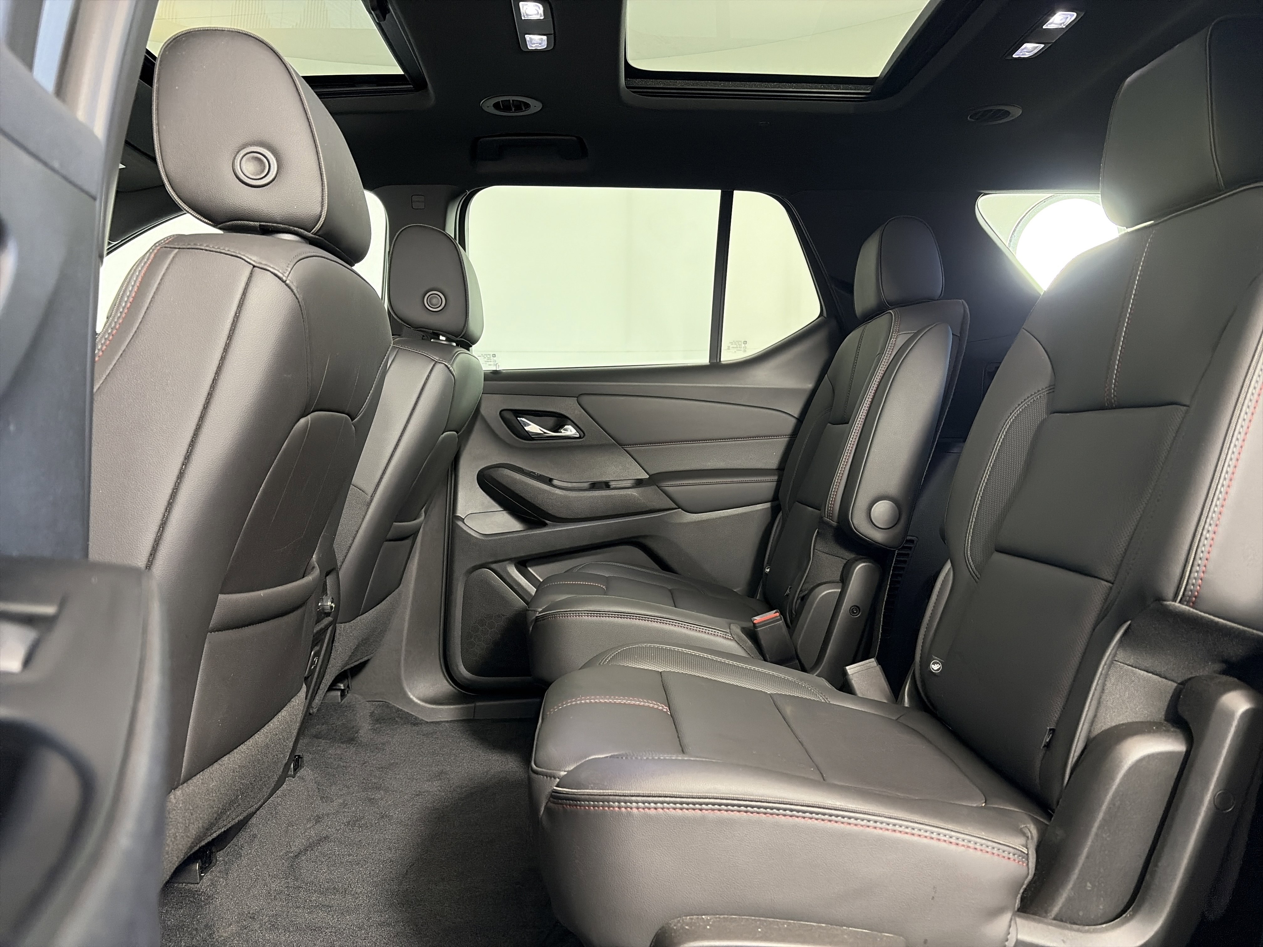 Certified 2023 Chevrolet Traverse RS image 7
