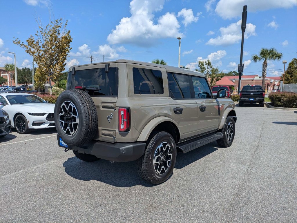 New 2026 Ford Bronco Outer Banks AWD/4WD image 4