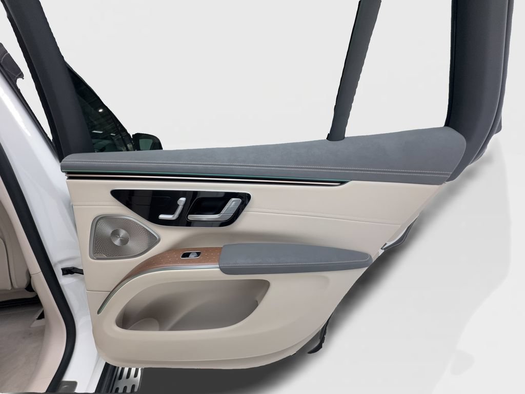 Used 2023 Mercedes-Benz EQS 450+ SUV image 31