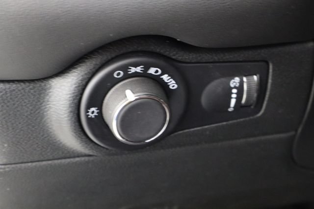 Used 2025 Dodge Durango R/T AWD/4WD image 24