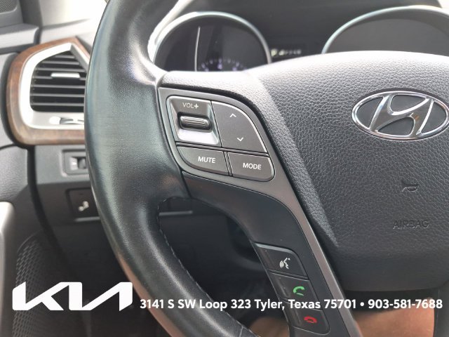 Used 2018 Hyundai Santa Fe Limited FWD image 32