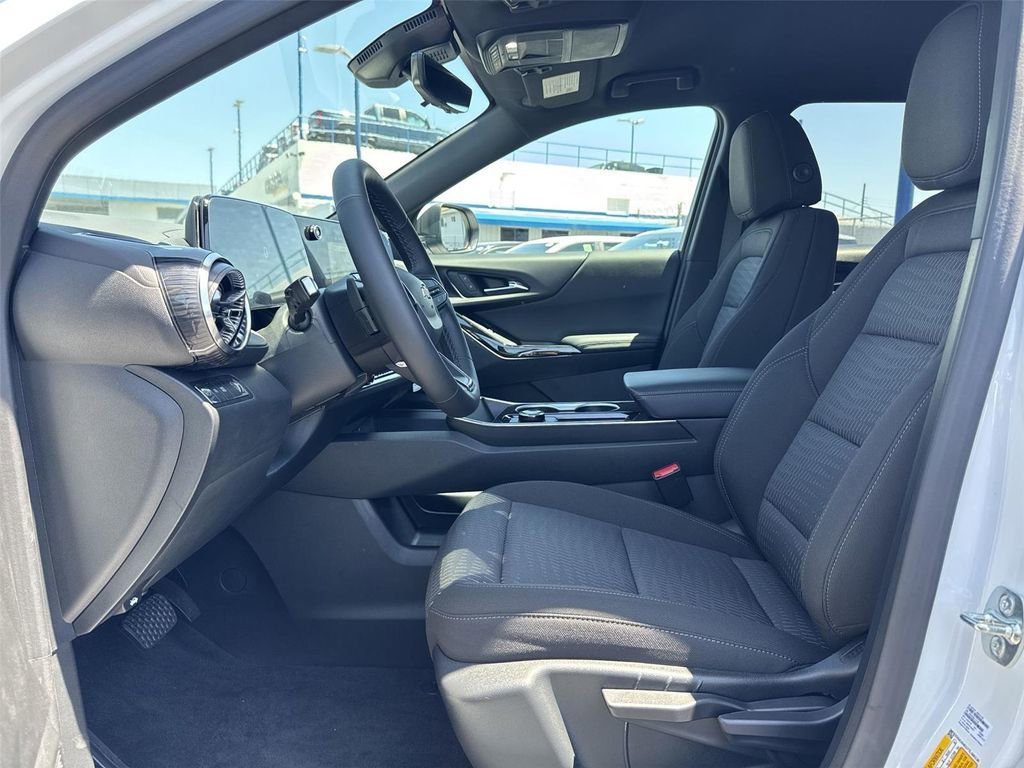 New 2026 Chevrolet Equinox LT w/ Safety and Technology Package FWD image 22