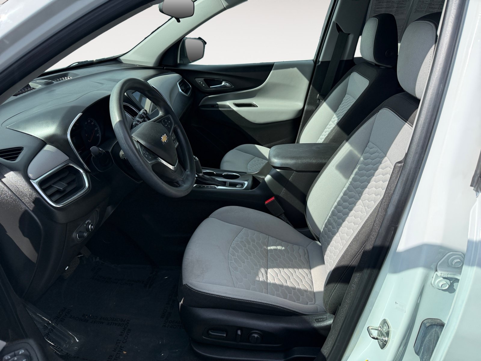 Used 2019 Chevrolet Equinox LS w/ LS Convenience Package FWD image 10