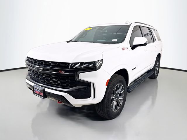 Used 2024 Chevrolet Tahoe Z71 w/ Luxury Package AWD/4WD image 4