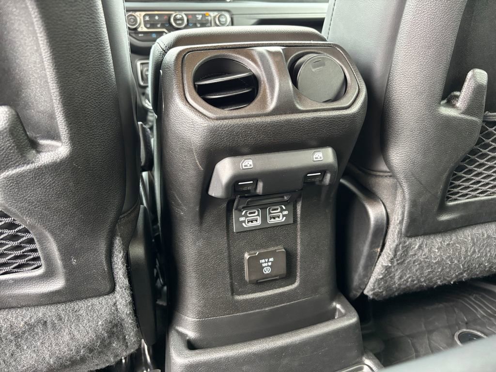 Used 2024 Jeep Wrangler High Altitude image 35