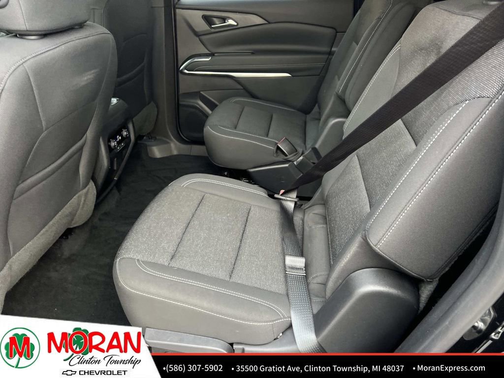 Used 2024 Chevrolet Traverse LT w/ Trailering Package image 13