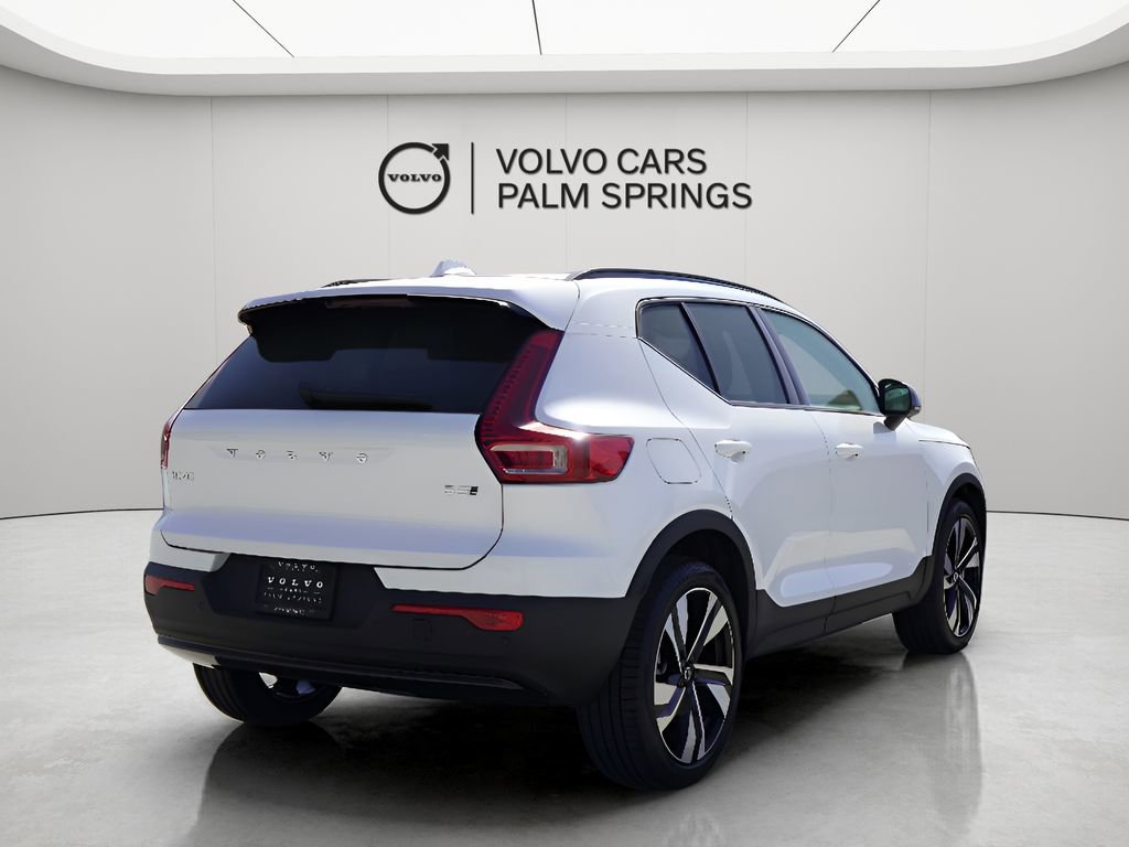 New 2026 Volvo XC40 B5 Ultra w/ Climate Package AWD/4WD image 9