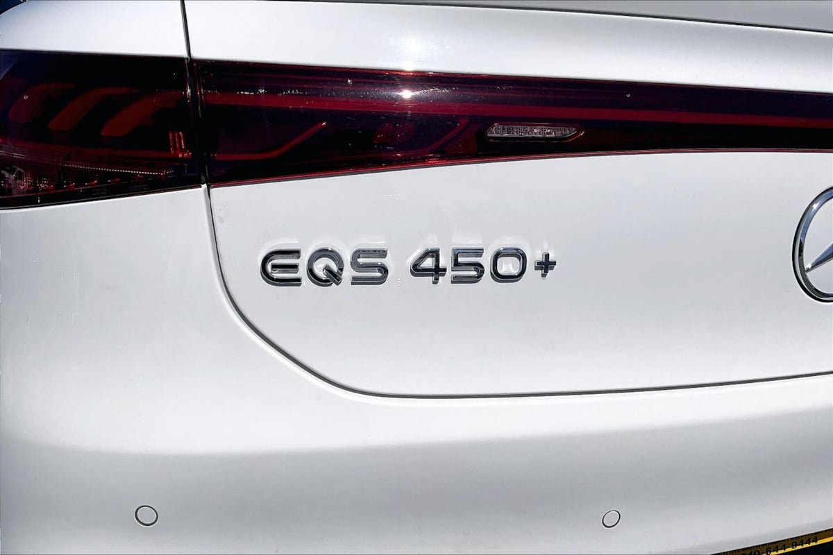Used 2022 Mercedes-Benz EQS 450+ Sedan image 8