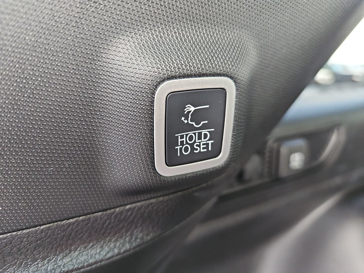 New 2026 Jeep Grand Cherokee Altitude AWD/4WD image 12