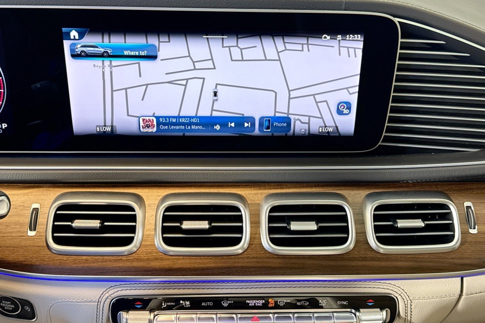 New 2026 Mercedes-Benz GLS 580 4MATIC image 12