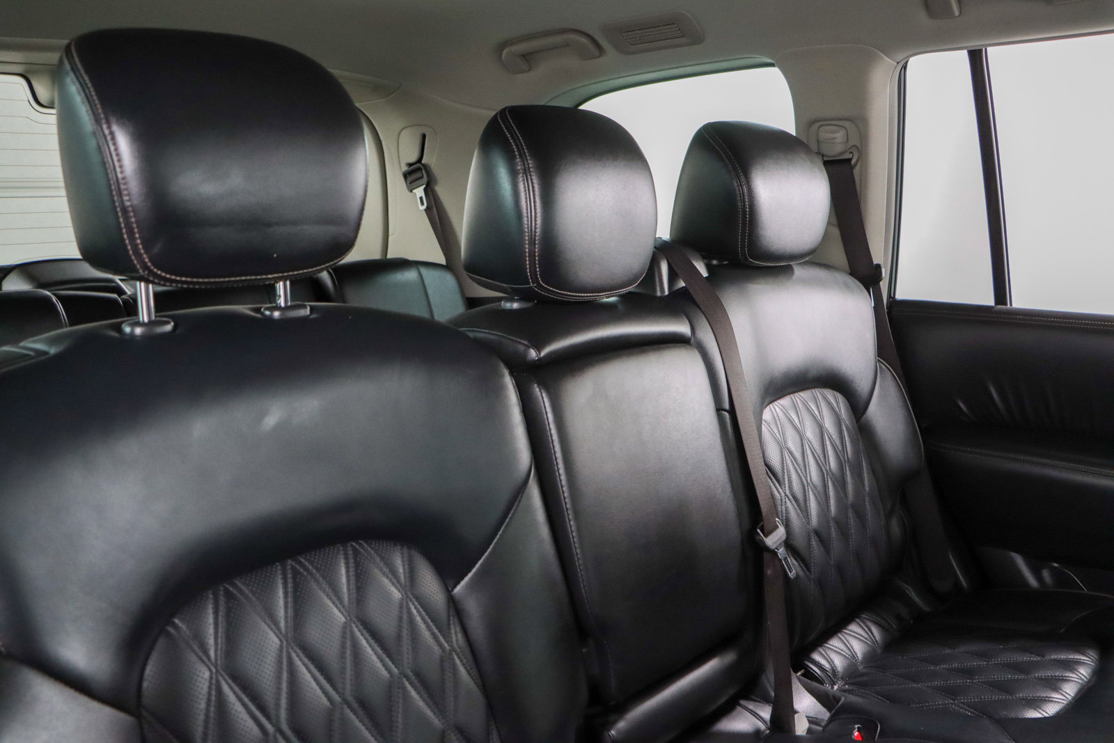 Used 2023 Nissan Armada Platinum w/ Cargo Package image 32