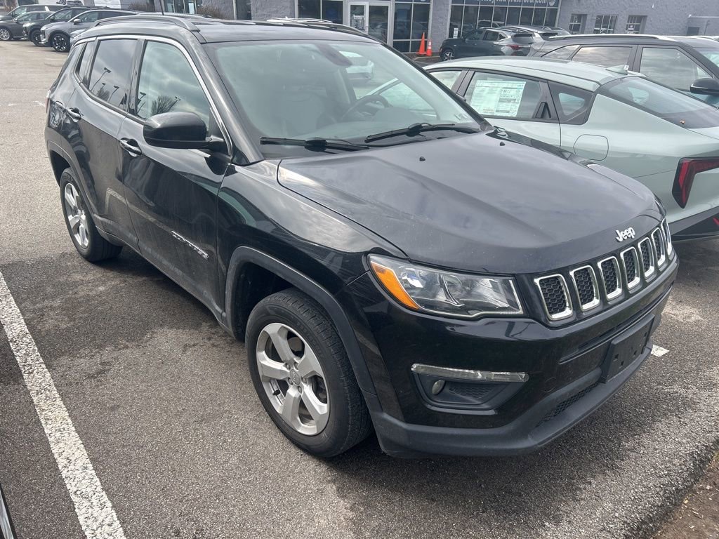 Used 2019 Jeep Compass Latitude w/ Popular Equipment Group image 1
