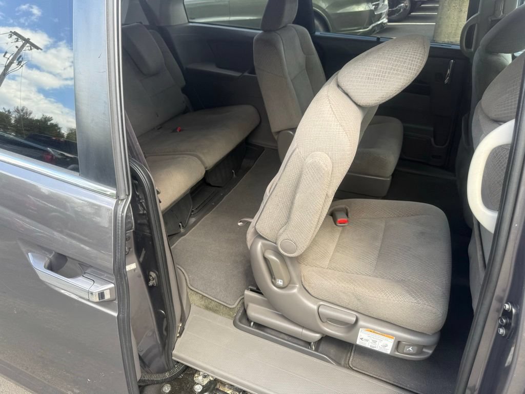 Used 2015 Honda Odyssey EX image 53