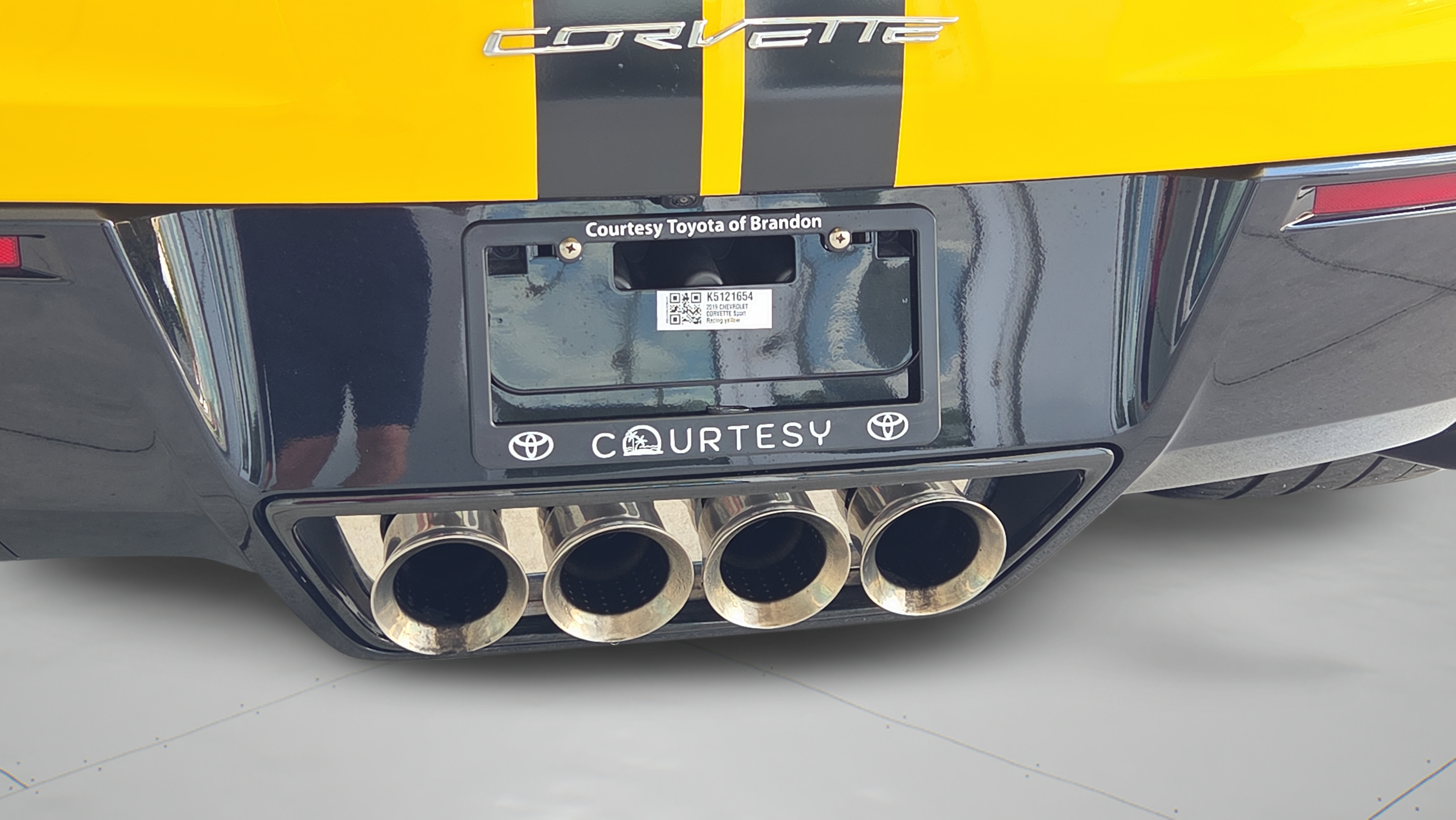 Used 2019 Chevrolet Corvette Grand Sport w/ Carbon Flash Badge Package RWD image 30