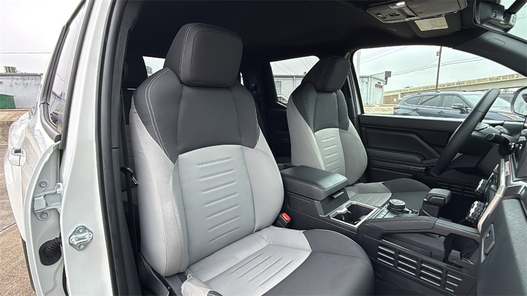 Certified 2025 Toyota Tacoma TRD Sport image 33