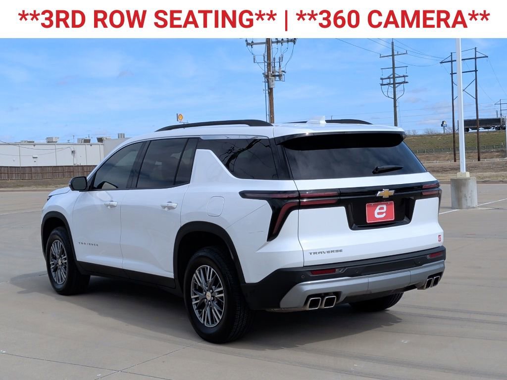 Used 2025 Chevrolet Traverse LT w/ Driver Confidence Package image 6