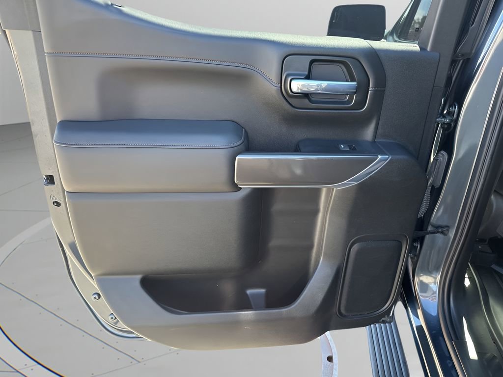 Used 2021 GMC Sierra 1500 AT4 image 16