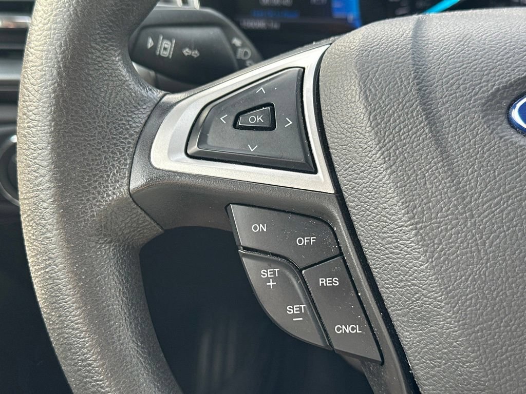Used 2016 Ford Fusion SE FWD image 20