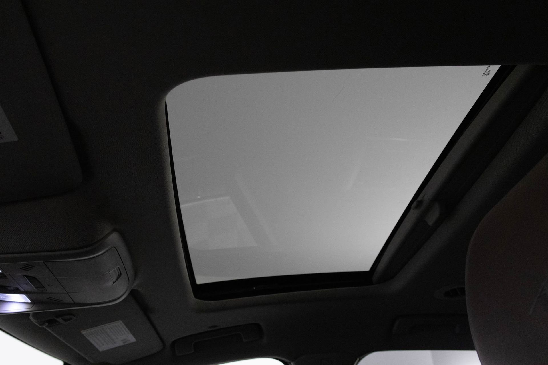 Used 2020 Buick Enclave Avenir w/ Avenir Technology Package image 31