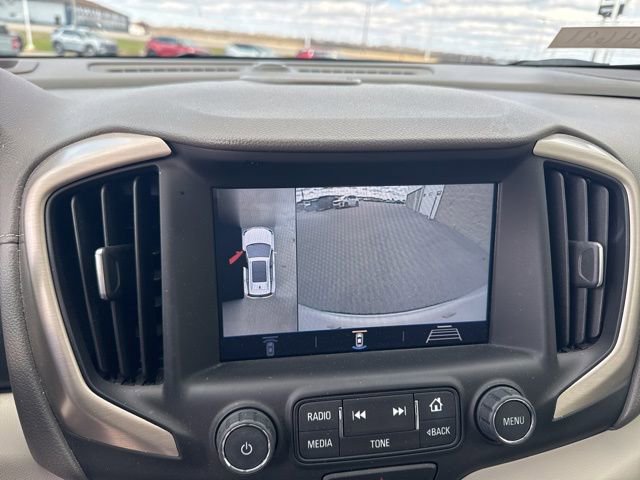 Used 2018 GMC Terrain Denali w/ Advanced Safety Package image 17