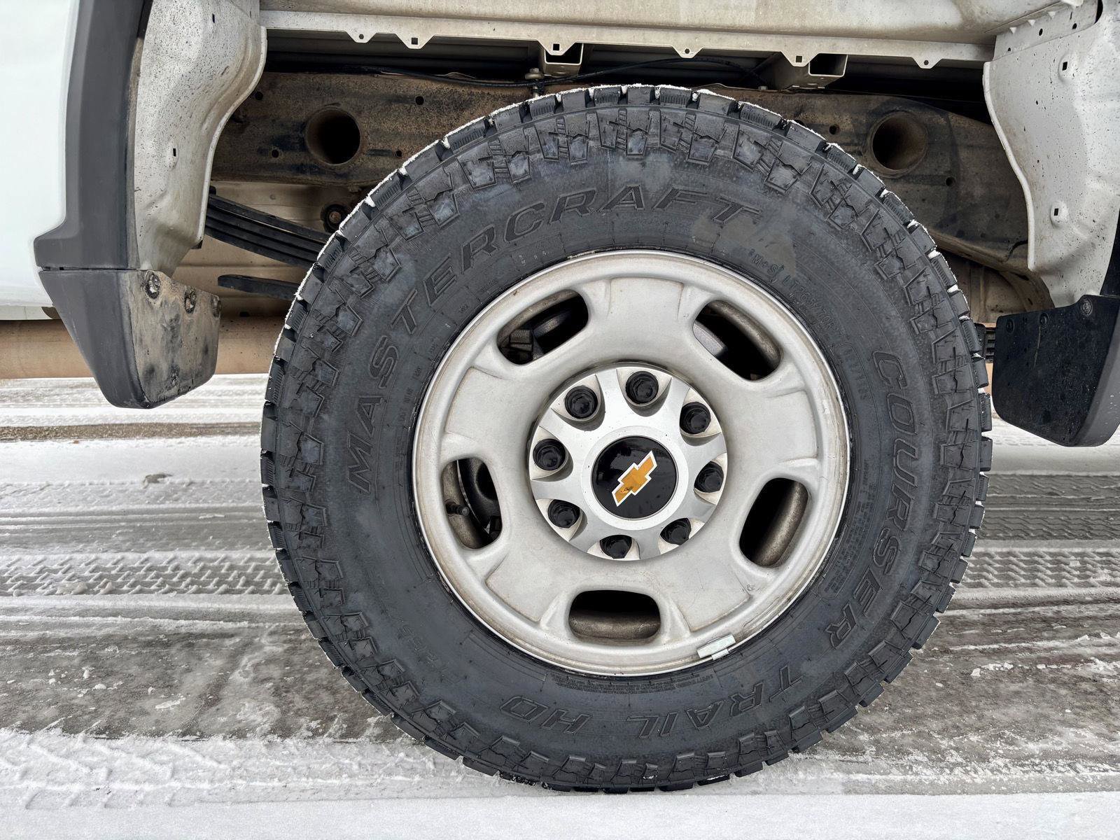 Used 2024 Chevrolet Silverado 2500 W/T w/ WT Convenience Package image 35