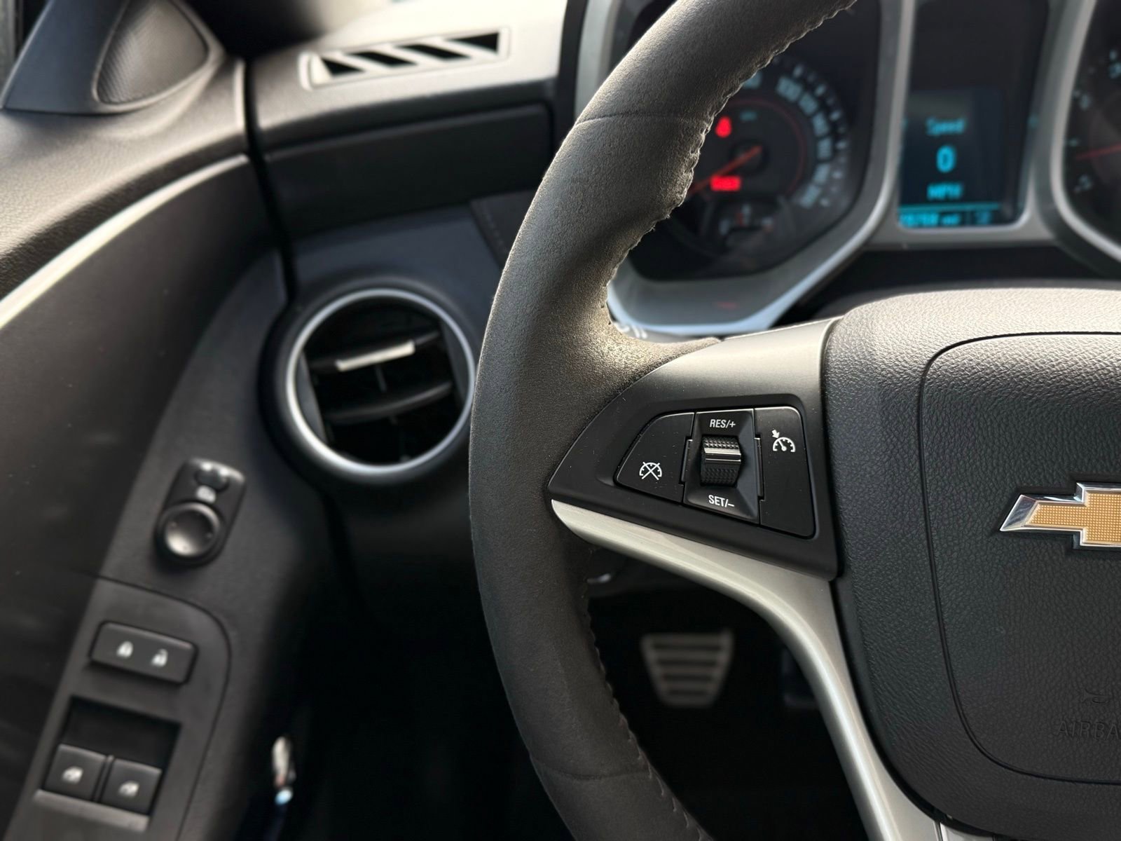 Used 2014 Chevrolet Camaro Z/28 RWD image 40