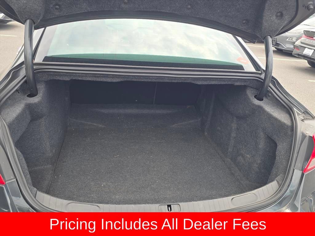 Used 2015 Chevrolet Impala LTZ FWD image 13