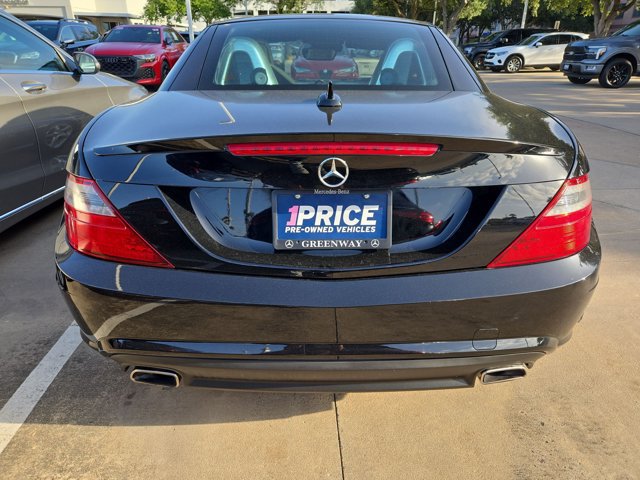 Used 2013 Mercedes-Benz SLK 250 image 6