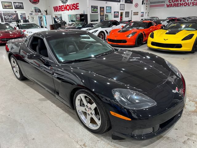 Used 2005 Chevrolet Corvette Coupe w/ Preferred Equipment Group RWD image 22