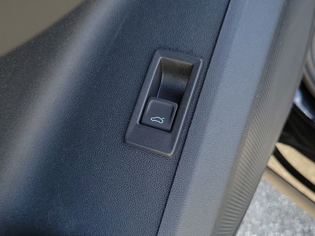 New 2025 Audi Q5 2.0T Premium Plus image 19