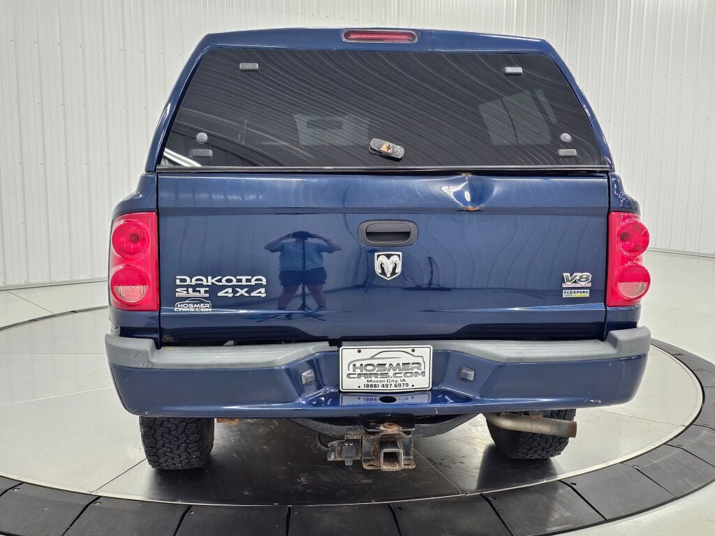 Used 2007 Dodge Dakota SLT w/ Popular Equipment Group AWD/4WD image 4