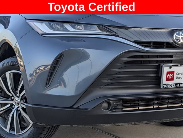 Certified 2023 Toyota Venza LE AWD/4WD image 3
