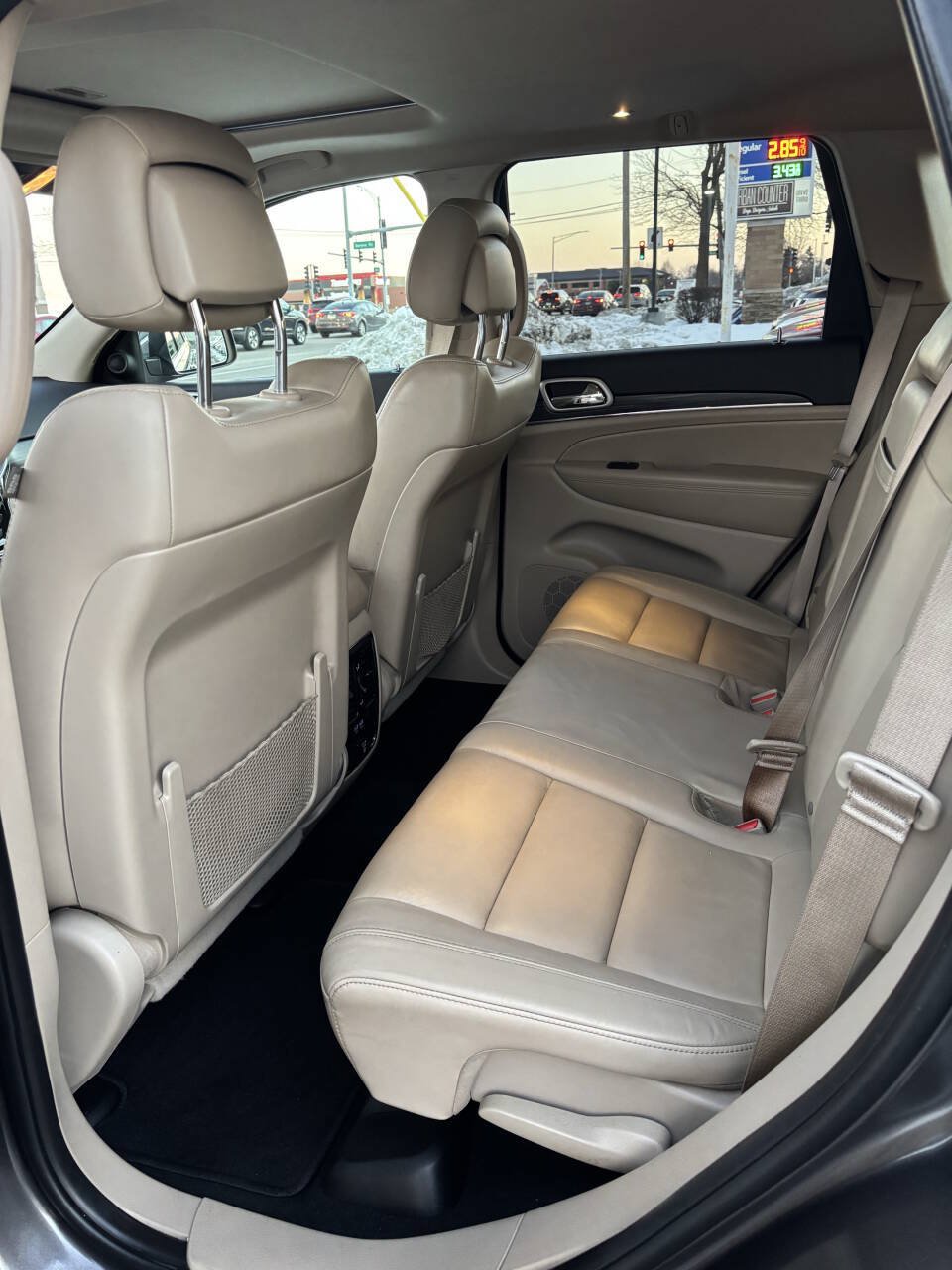 Used 2021 Jeep Grand Cherokee Limited AWD/4WD image 14