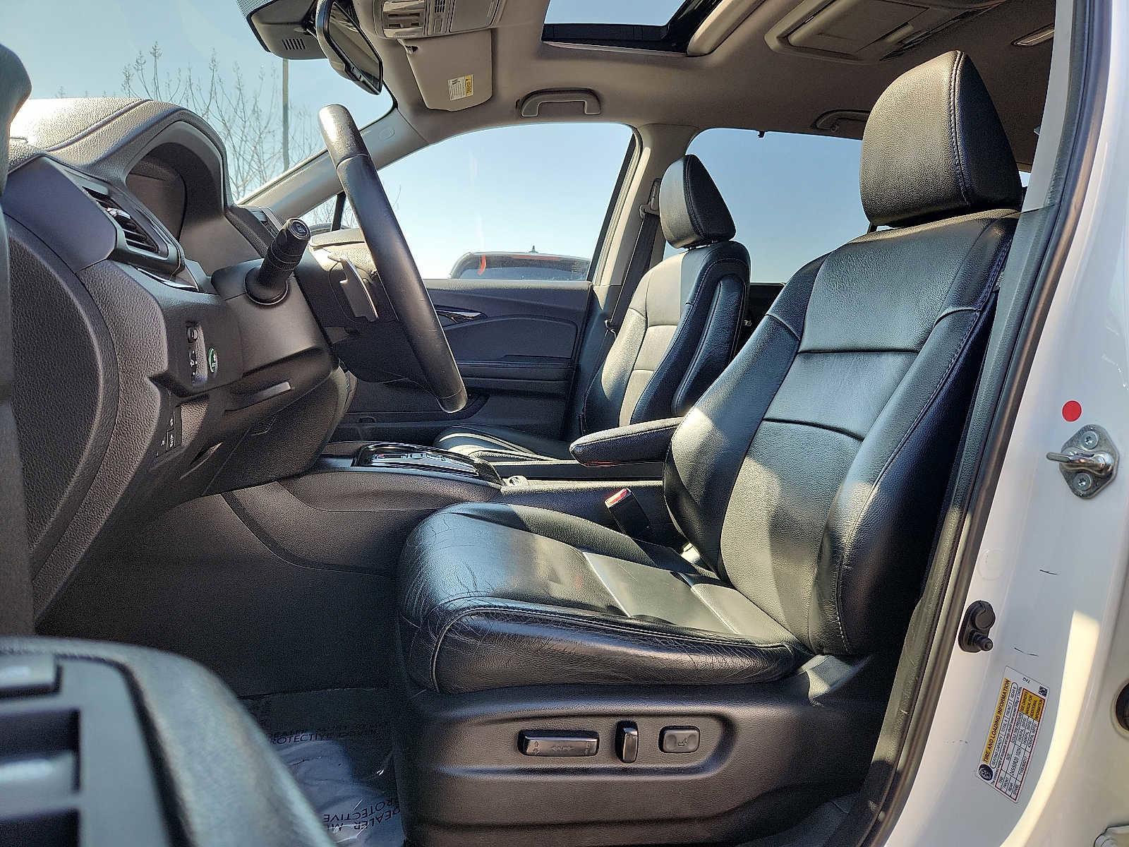 Used 2018 Honda Pilot Touring image 13