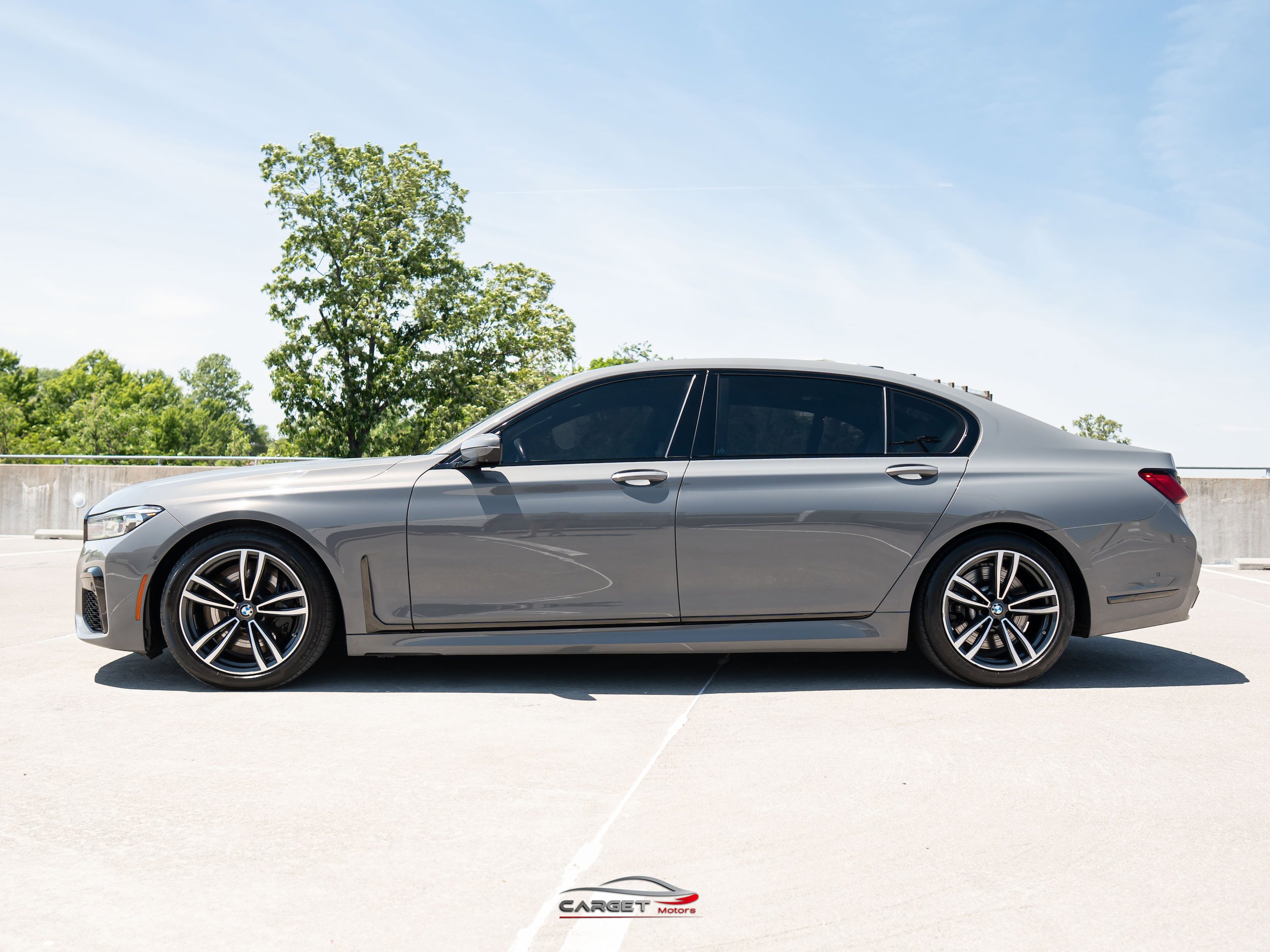 Used 2022 BMW 750i xDrive w/ Luxury Rear Seating Package AWD/4WD image 4