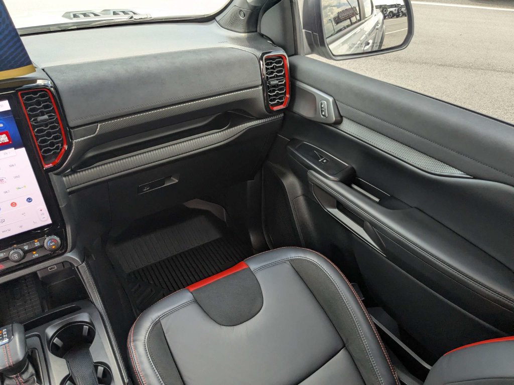 Certified 2026 Ford Ranger Raptor AWD/4WD image 18