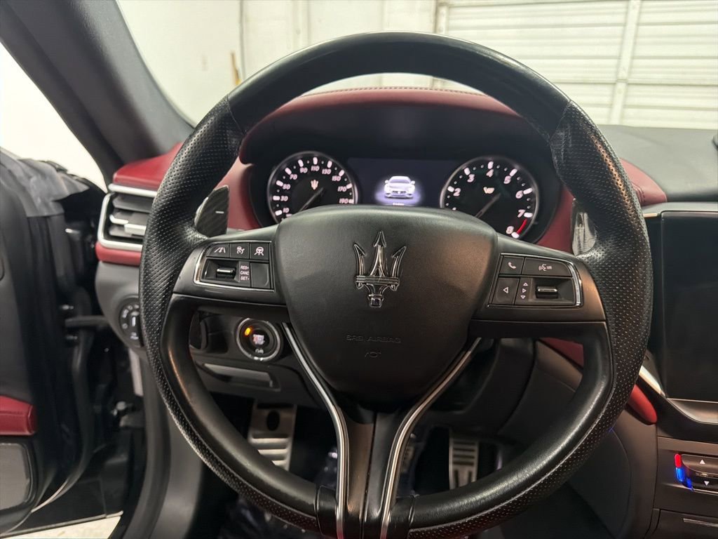 Used 2021 Maserati Ghibli Trofeo image 15