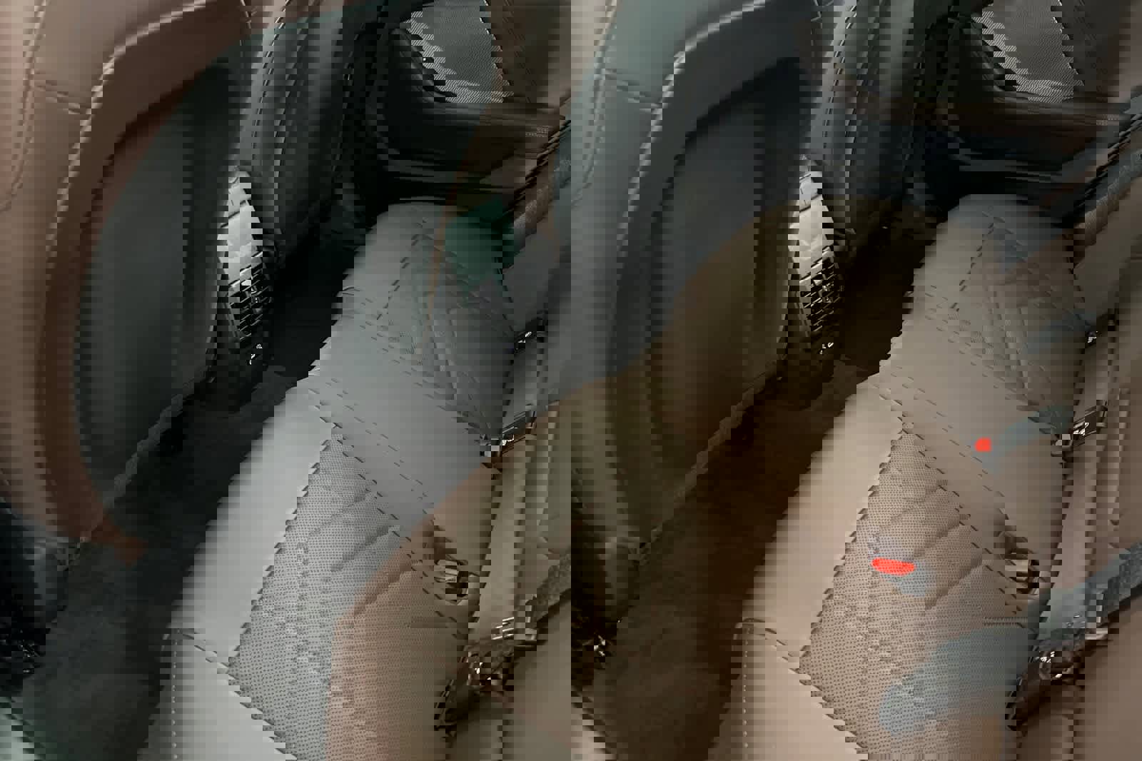 Used 2025 BMW 228i xDrive w/ Premium Package image 4