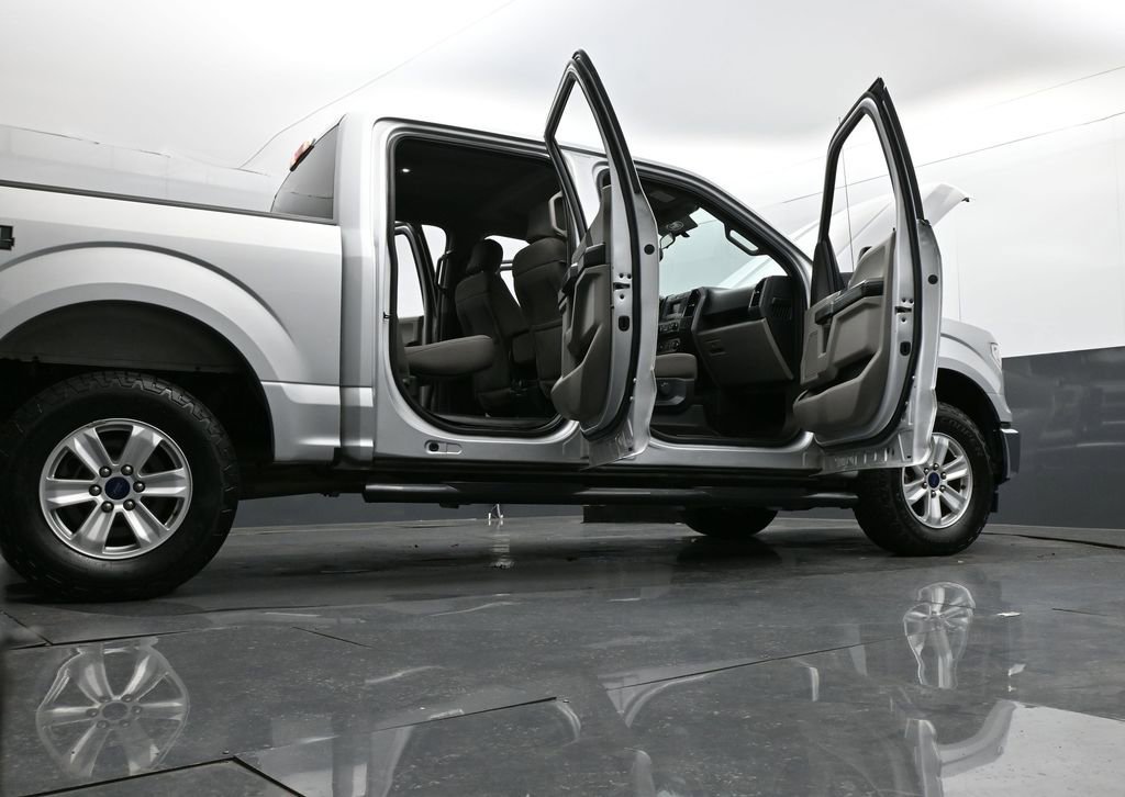 Used 2017 Ford F150 XLT image 29